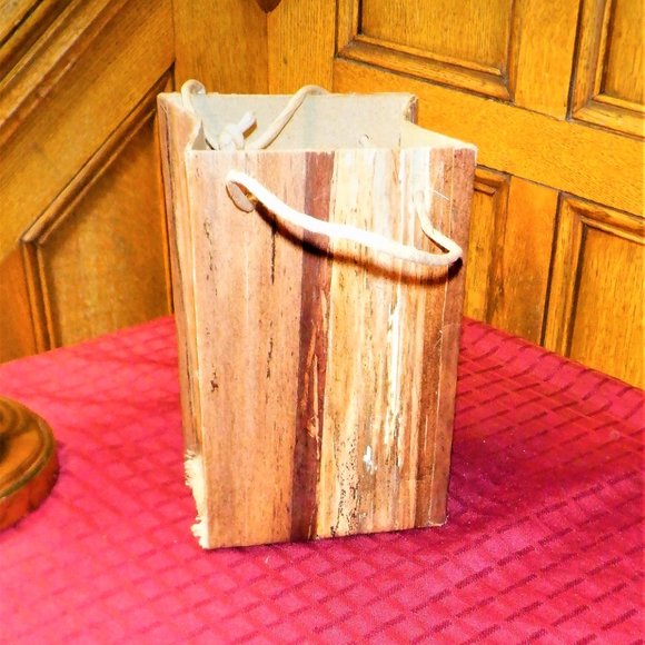 Ideal ~~~ Gift BAG ~~~ or Even Keep for Yourself as Part of Your Decor - Picture 3 of 5